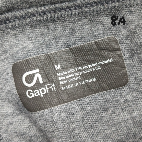 Gap fit draw string shorts - Picture 4 of 14